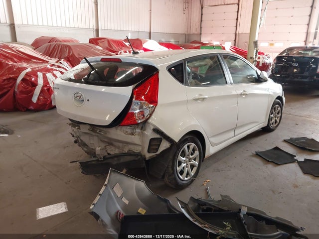 Hyundai ACCENT GS 2014 KMHCT5AEXEU167571 Image 4