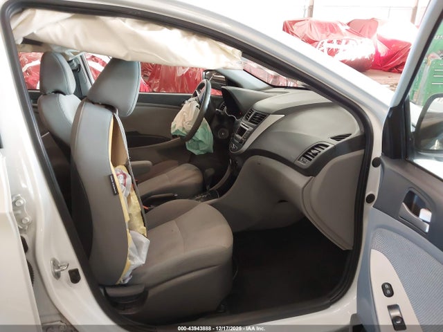 Hyundai ACCENT GS 2014 KMHCT5AEXEU167571 Image 5