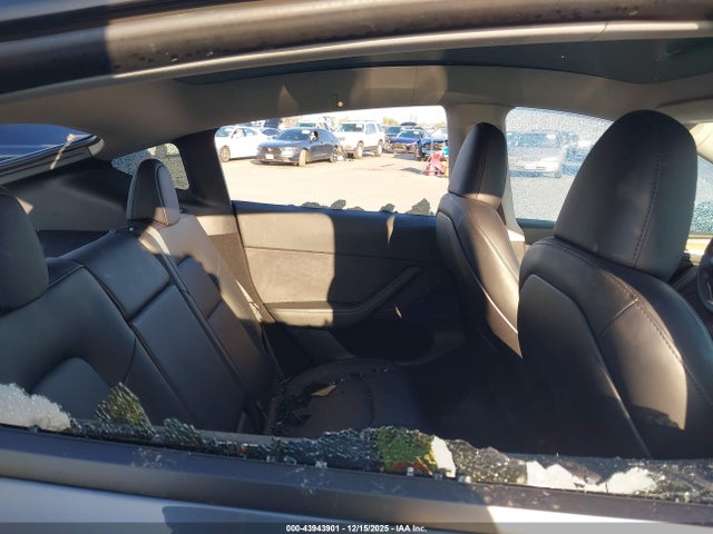 2023 TESLA MODEL Y 7SAYGDEE6PA039892 Photo 7