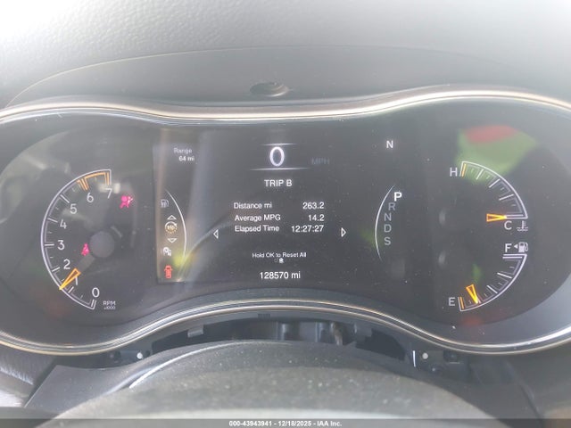 Продажа на аукционе авто 2015 Jeep Grand Cherokee Limited, vin: 1C4RJFBT9FC947771, номер лота: 43943941