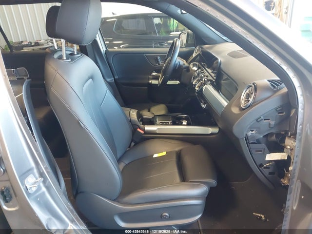 W1N9M0KB0PN074762 Mercedes-Benz Eqb 300 Suv 4matic