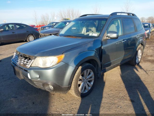 2013 SUBARU FORESTER JF2SHAEC6DH413558 Photo 1