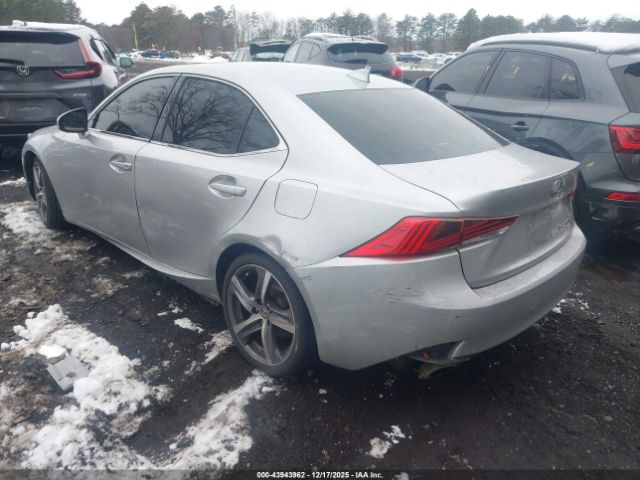 2017 LEXUS IS 200T JTHBA1D29H5047600 Photo 2