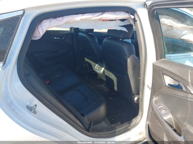 1G1ZE5ST7HF228690 Chevrolet MALIBU 1LT