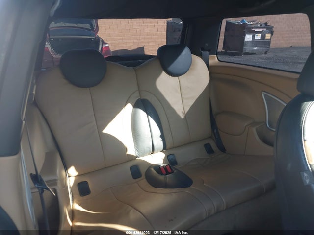 2006 MINI COOPER S WMWRE33546TL16703 Photo 7