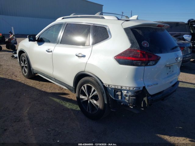 2019 NISSAN ROGUE 5N1AT2MT6KC797525 Photo 2
