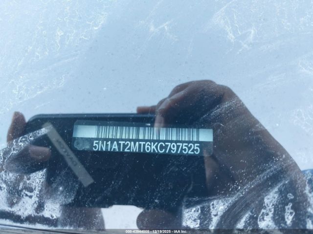 2019 NISSAN ROGUE 5N1AT2MT6KC797525 Photo 8