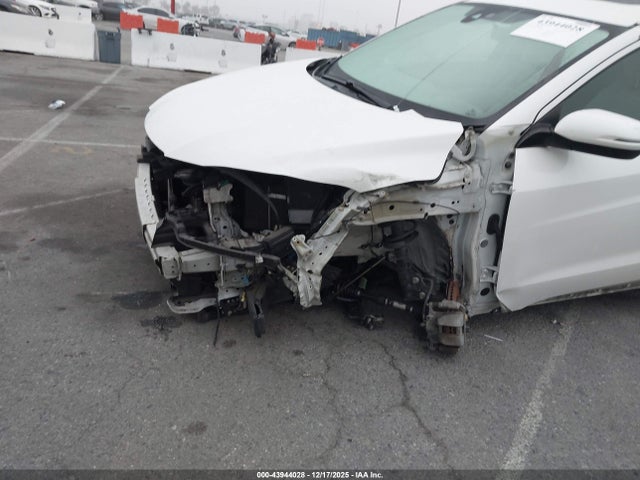 3CZRU5H52KM703683 Honda HR-V EX