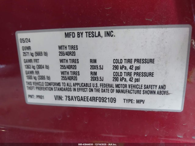 2024 TESLA MODEL Y 7SAYGAEE4RF092109 Photo 8