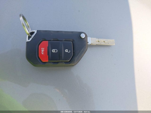 2021 JEEP WRANGLER UNLIMITED 1C4JJXFMXMW820559 Photo 10