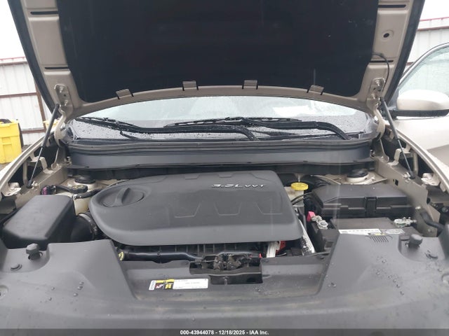 43944078 :رقم المزاد ، 1C4PJMCS9EW223478 vin ، 2014 Jeep Cherokee Latitude مزاد بيع