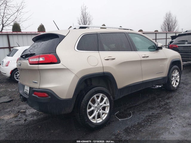 43944078 :رقم المزاد ، 1C4PJMCS9EW223478 vin ، 2014 Jeep Cherokee Latitude مزاد بيع
