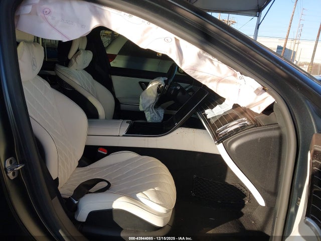 43944085 :رقم المزاد ، W1K6G7GB0NA133581 vin ، 2022 Mercedes-benz S 580 4matic مزاد بيع