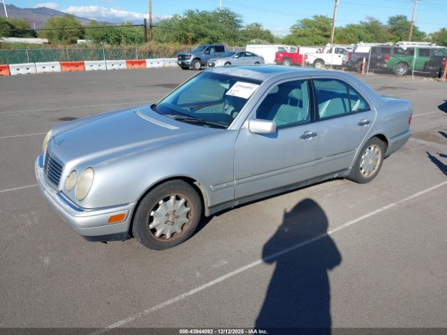 1999 MERCEDES-BENZ E 320 WDBJF65H6XA932193 Photo 1