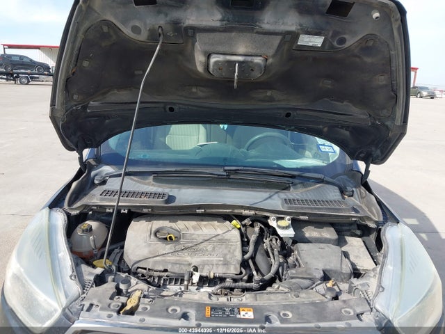 1FMCU0GD7HUB79194 Ford ESCAPE SE