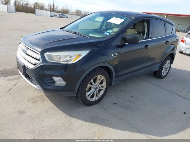 1FMCU0GD7HUB79194 Ford ESCAPE SE