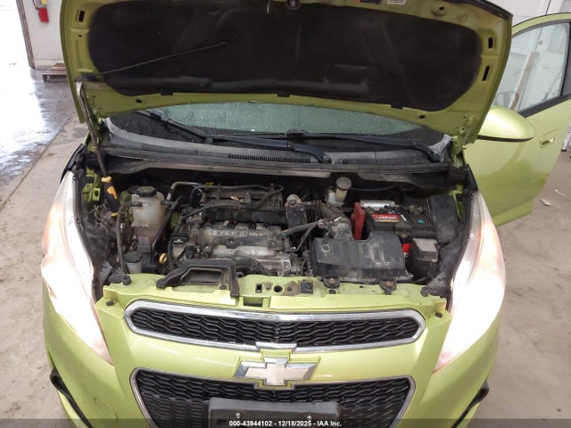Chevrolet Spark 1lt Auto 2014 KL8CD6S93EC419975 Image 10