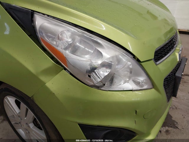 Chevrolet Spark 1lt Auto 2014 KL8CD6S93EC419975 Image 13