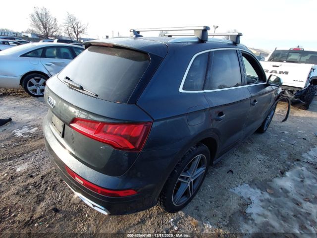 2018 AUDI SQ5 WA1A4AFY0J2009423 Photo 3