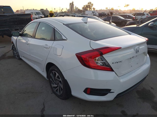 Honda CIVIC EX 2017 2HGFC2F71HH501358 Image 3