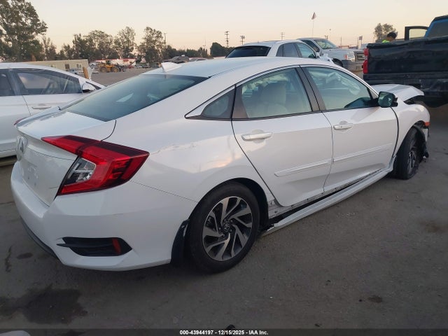 Honda CIVIC EX 2017 2HGFC2F71HH501358 Image 4