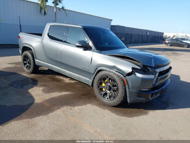 2022 RIVIAN R1T 7FCTGAAA8NN007692