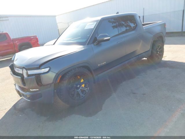 2022 RIVIAN R1T 7FCTGAAA8NN007692 Photo 1