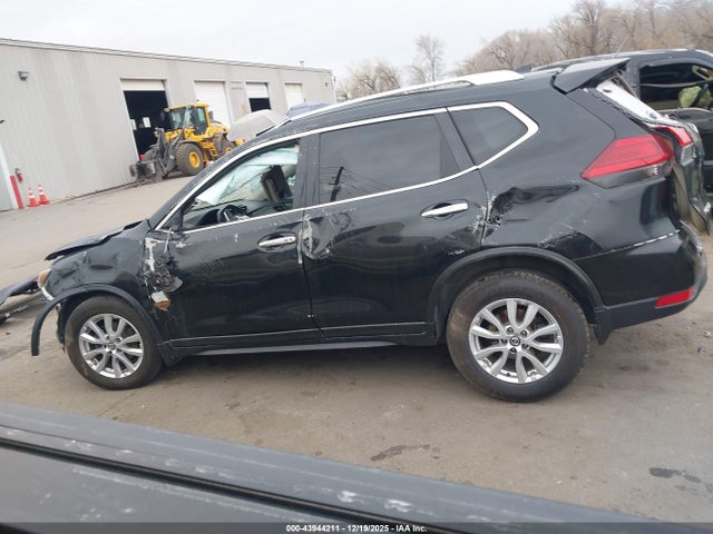 Nissan ROGUE SV 2017 JN8AT2MT6HW397402 Image 15