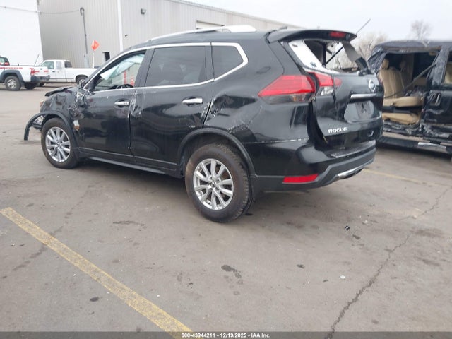 Nissan ROGUE SV 2017 JN8AT2MT6HW397402 Image 3