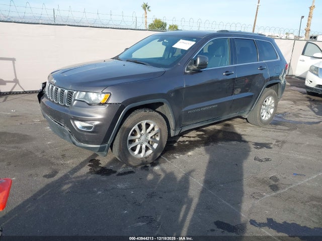 1C4RJFAG7MC635806 Jeep Grand Cherokee Laredo E 4x4