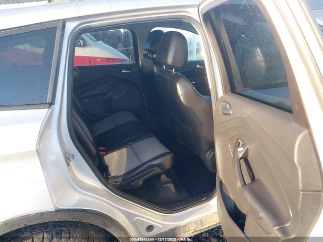 1FMCU9G99HUE09981 Ford ESCAPE SE