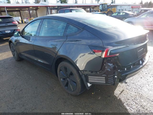 2025 TESLA MODEL 3 5YJ3E1EA1SF057849 Photo 2