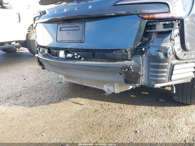 2025 TESLA MODEL 3 5YJ3E1EA1SF057849 Photo 5