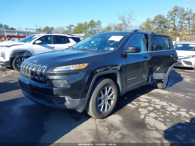 Продаж на аукціоні авто 2016 Jeep Cherokee Latitude, vin: 1C4PJMCB8GW194459, номер лоту: 43944270