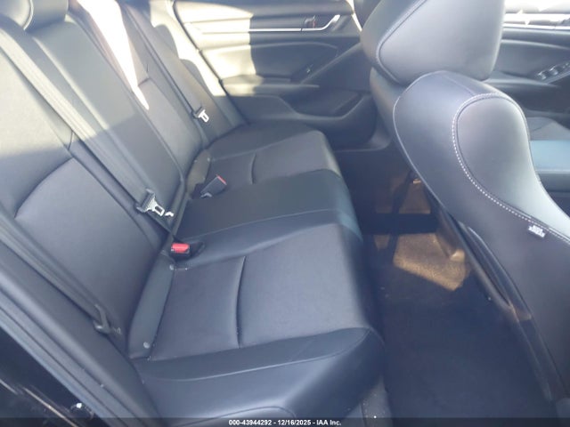 1HGCV1F36NA039622 Honda Accord Sport