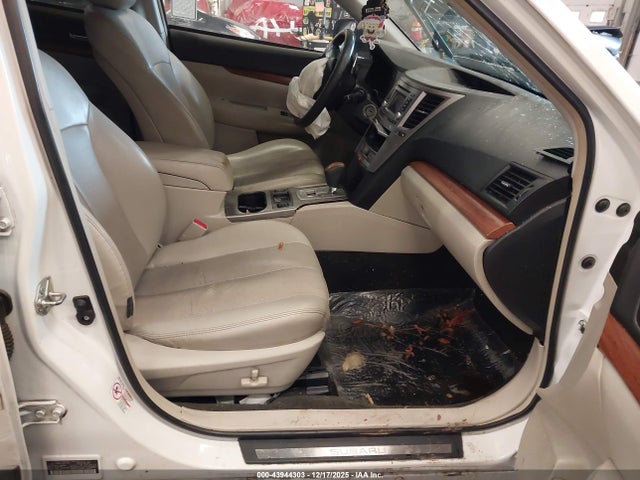 4S4BRBLC3E3273502 Subaru Outback 2.5i Limited