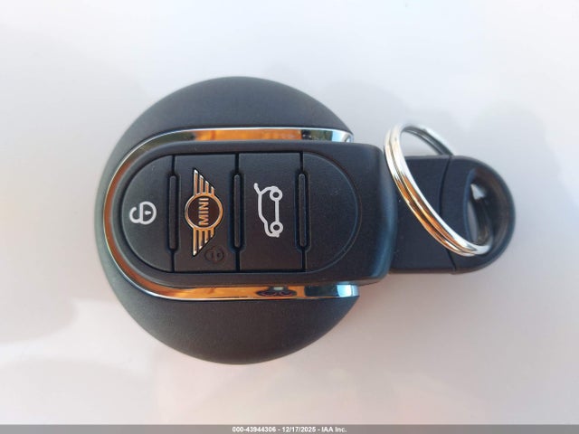 2020 MINI COUNTRYMAN WMZYX1C09L3M10380 Photo 10