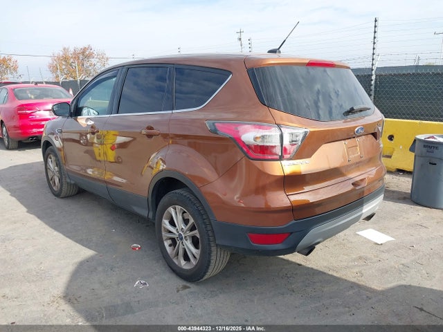 1FMCU9GD3HUA95085 Ford ESCAPE SE