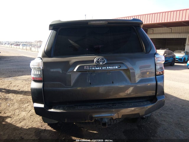 Toyota 4RUNNER SR5 2015 JTEZU5JR3F5100574 Image 17