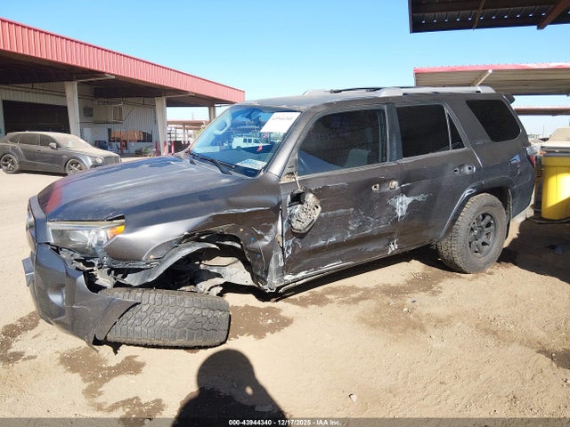 Toyota 4RUNNER SR5 2015 JTEZU5JR3F5100574 Image 6