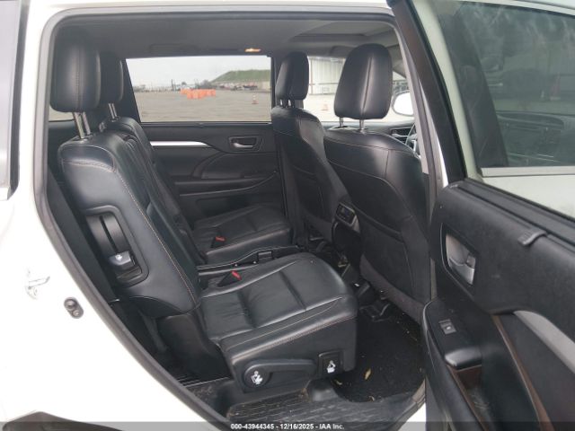 2016 TOYOTA HIGHLANDER 5TDJKRFHXGS307649 Photo 7