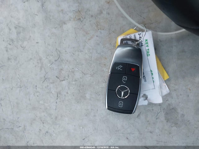 W1K3G4EB1LJ223498 Mercedes-Benz A 220