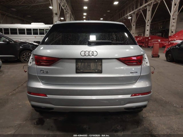 2020 Audi Q3 Premium Plus 45 Tfsi Quattro Tiptronic მანქანა იყიდება აუქციონზე, vin: WA1BECF39L1044391, აუქციონის ნომერი: 43944353