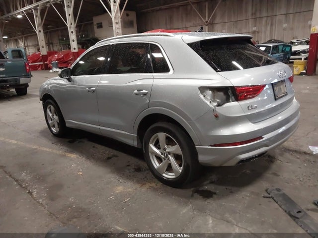 2020 AUDI Q3 WA1BECF39L1044391 Photo 2