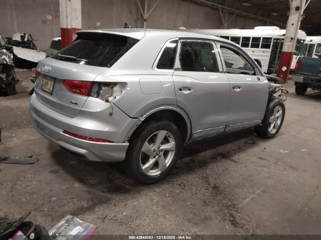 2020 AUDI Q3 WA1BECF39L1044391 Photo 3