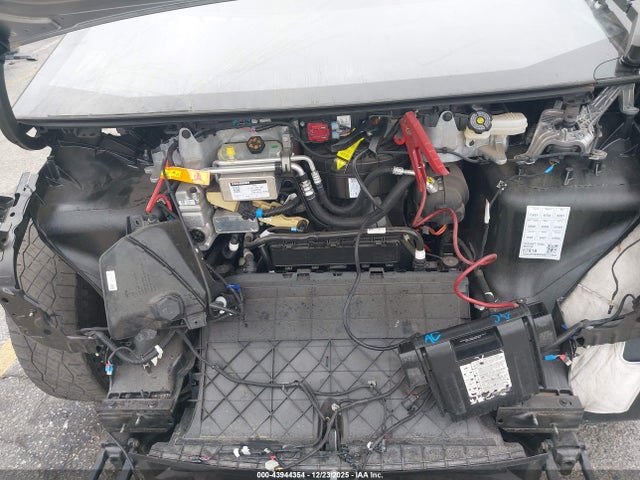 2025 TESLA CYBERTRUCK 7G2CEHEDXSA077403 Photo 9