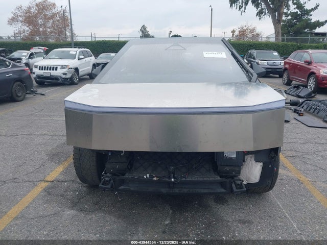 Продажа на аукционе авто 2025 Tesla Cybertruck All-wheel Drive, vin: 7G2CEHEDXSA077403, номер лота: 43944354