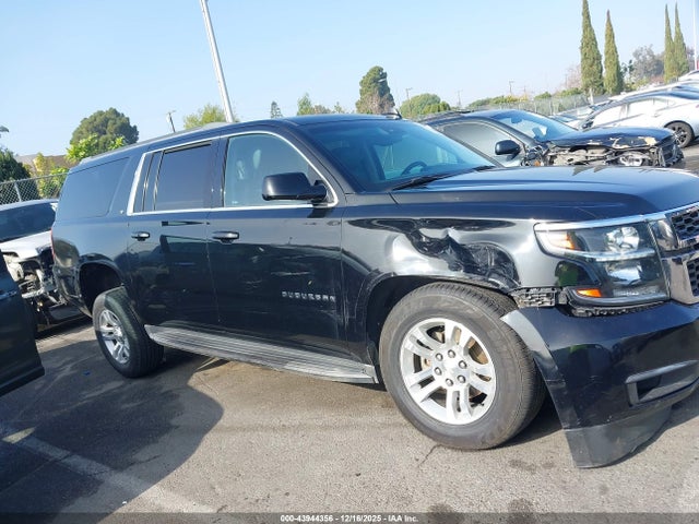 1GNSKHKC4JR349157 Chevrolet Suburban Lt
