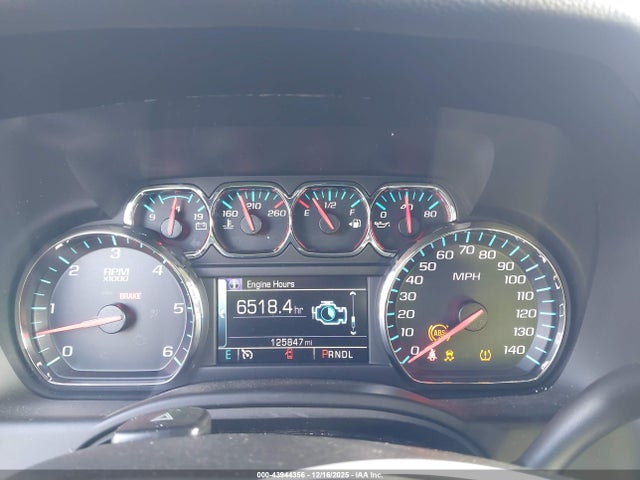1GNSKHKC4JR349157 Chevrolet Suburban Lt