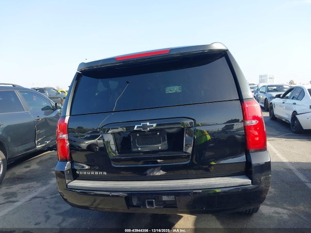 1GNSKHKC4JR349157 Chevrolet Suburban Lt